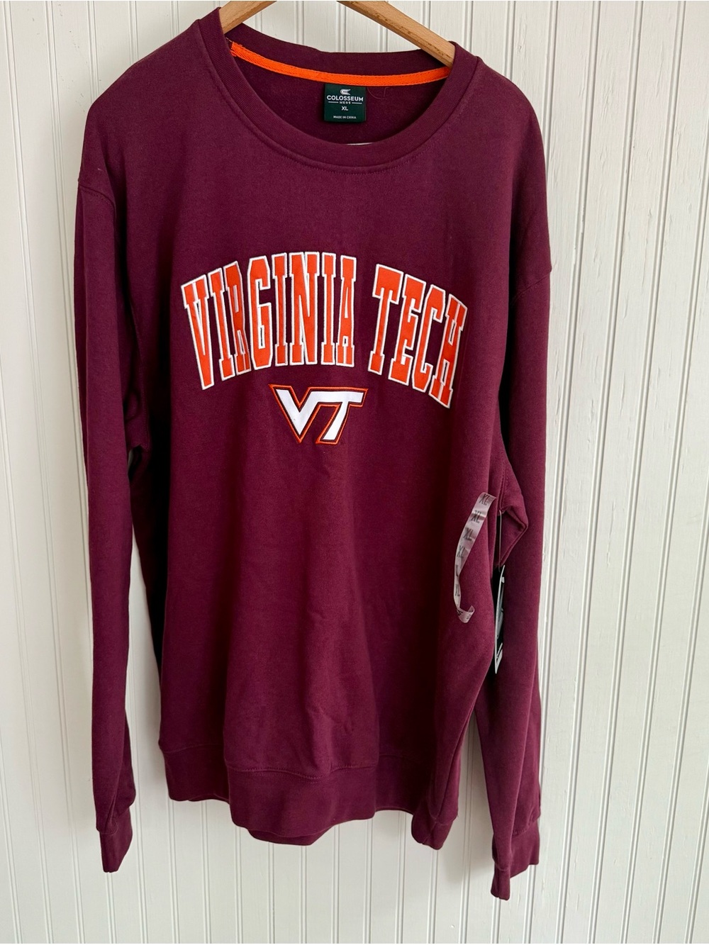 Virginia Tech XL Crewneck Sweatshirt with VT Logo NWT